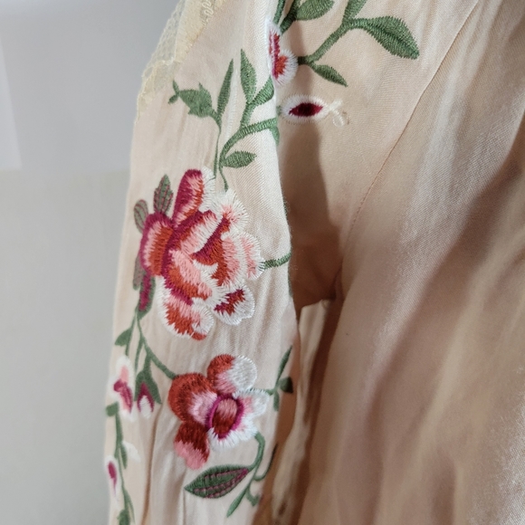 Scrap Work Womans Peasant Blouse embroidered sleeves Size S USA Made - Picture 3 of 7